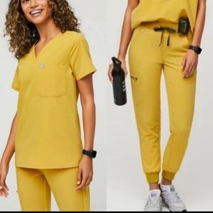 NWT Figs Light Gold SET Catarina/Zamora Joggers